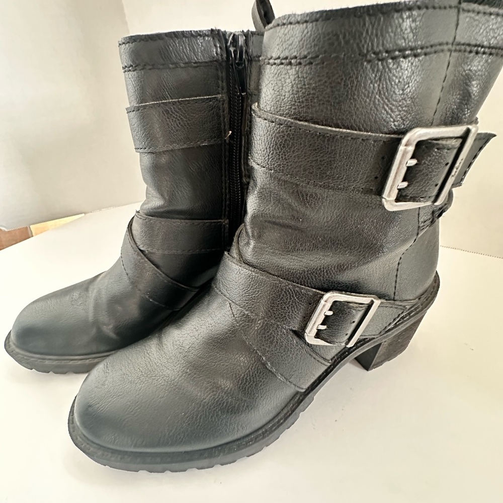 Zodiac Black Gavin Heeled Boots Size 8M